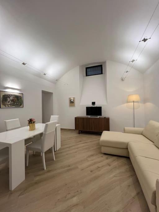 Molo 7 - Antesitum - Classic, Modern And Cozy Malgrate Kültér fotó